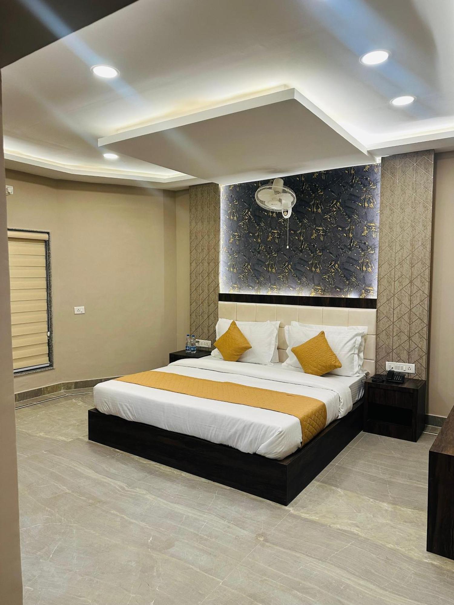 Hotel The Grand Agastya Kaohni Exteriér fotografie
