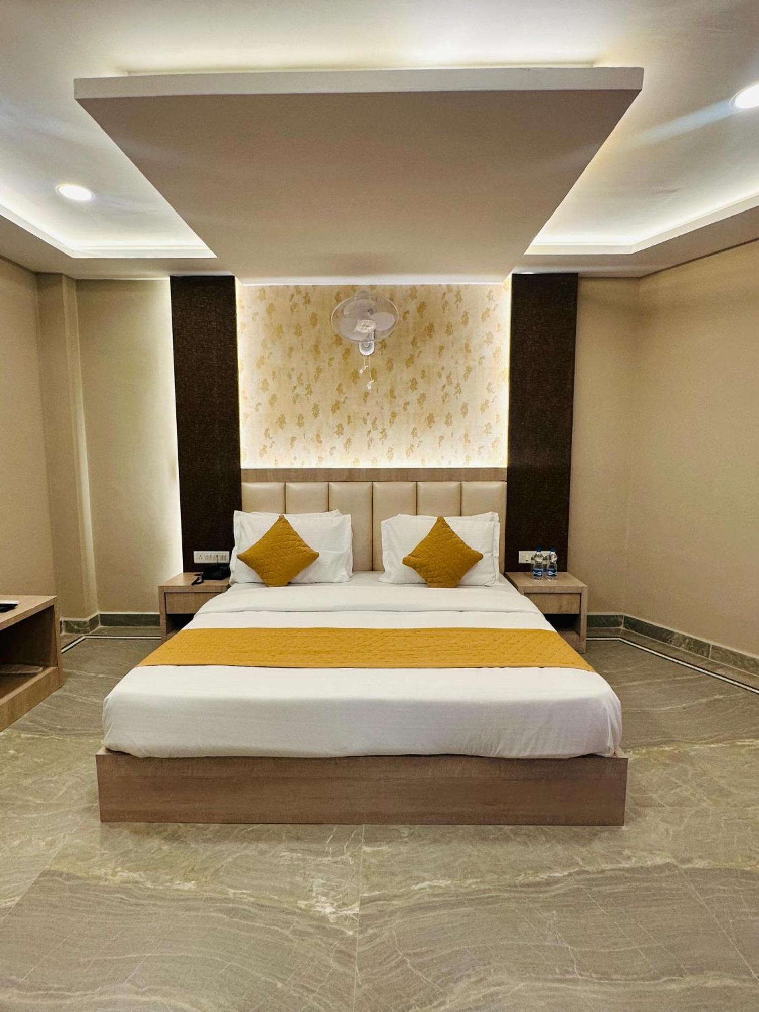 Hotel The Grand Agastya Kaohni Exteriér fotografie